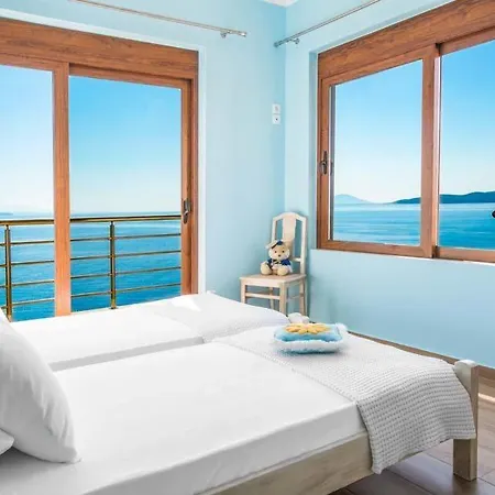 Βίλα Sleeps 6 Pool Air Con Wifi *