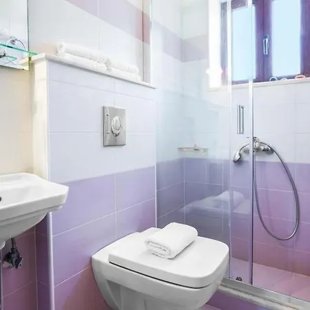 Sleeps 6 Pool Air Con Wifi Βίλα