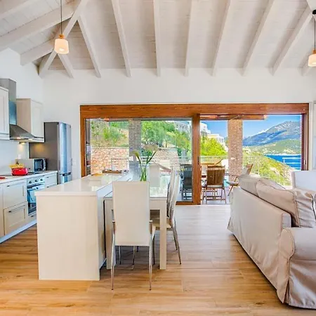 Βίλα Sleeps 6 Pool Air Con Wifi